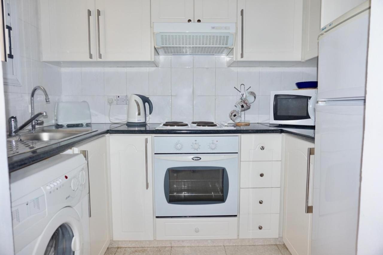 Modern Sea View Apartment Regina Gardens Paphos 外观 照片